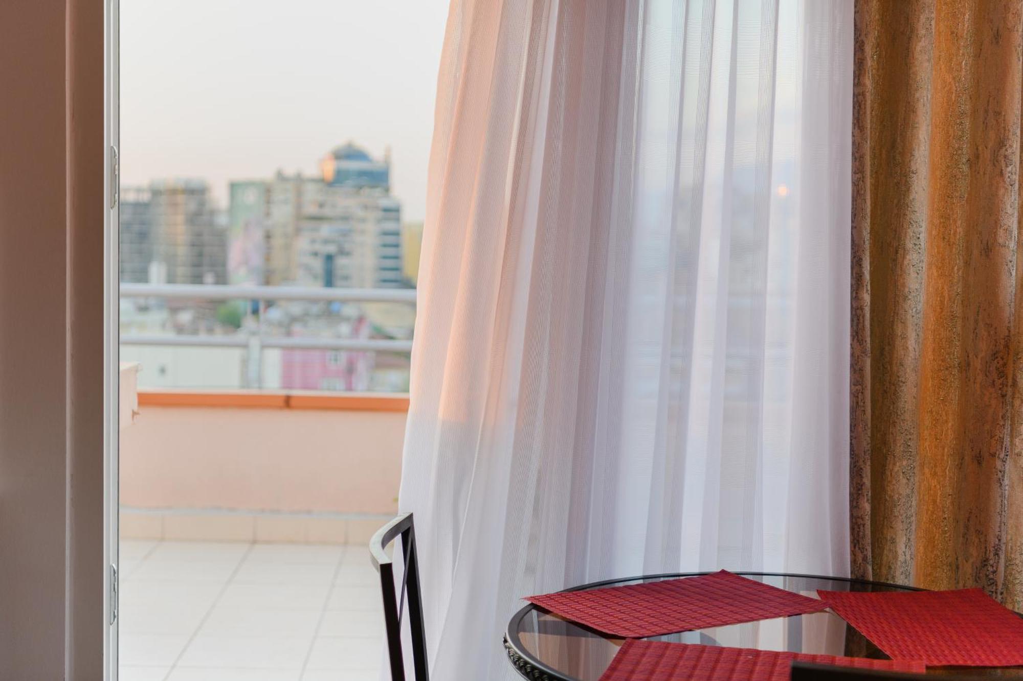 Terrace Tirana Cityscape 2 Esterno foto